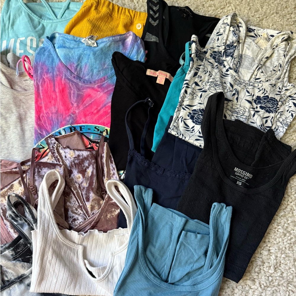 Tank Top Bundle! - Picture 3 of 3